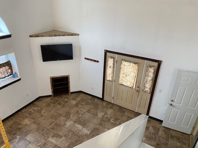 More Photos Of 36142 Pine St, Soldotna Light Manufacturing For Sale