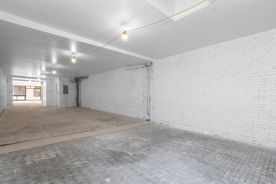 More Photos Of 14 E 34th St, New York Office For Lease