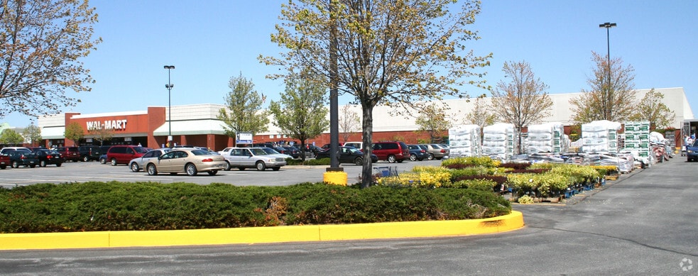 More Photos Of 1183 Berkshire Blvd, Wyomissing Unknown For Lease