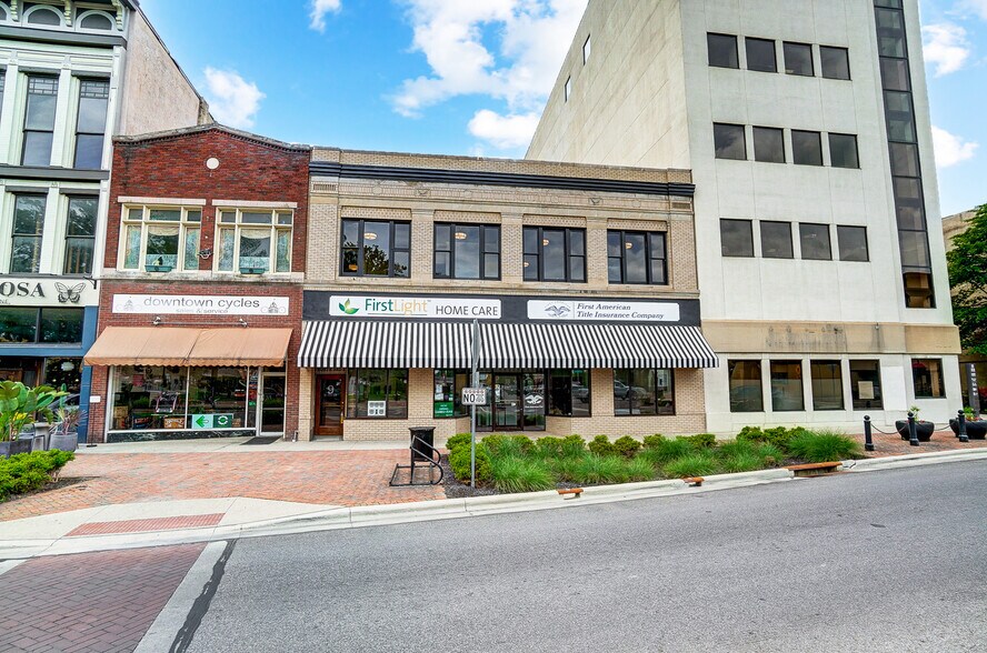 More Photos Of 9-11 N 3rd St, Newark Office For Lease