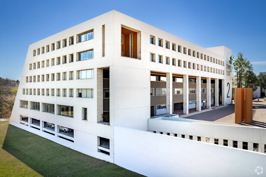 More Photos Of 1301 Solana Blvd, Westlake Office For Lease