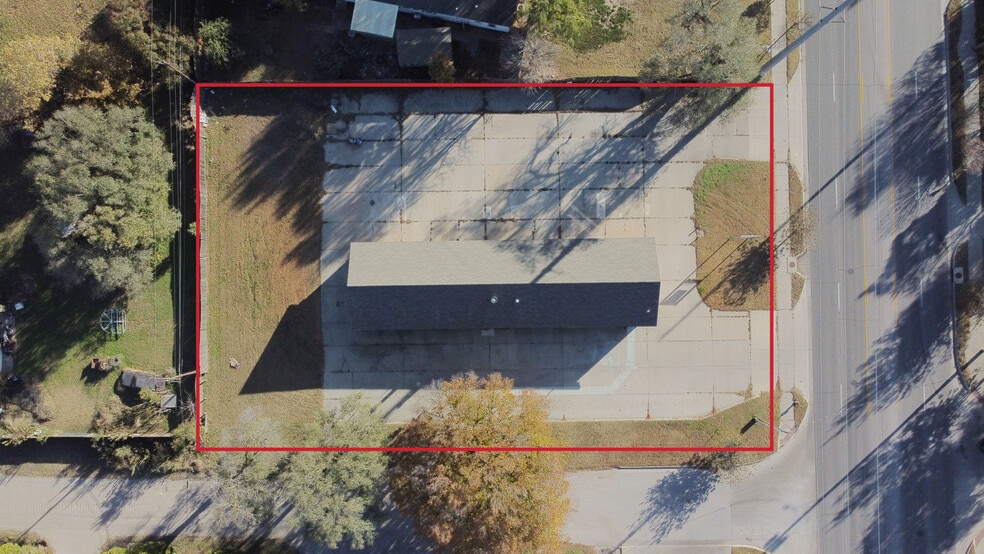More Photos Of 2666 N Amidon St, Wichita Carwash For Lease