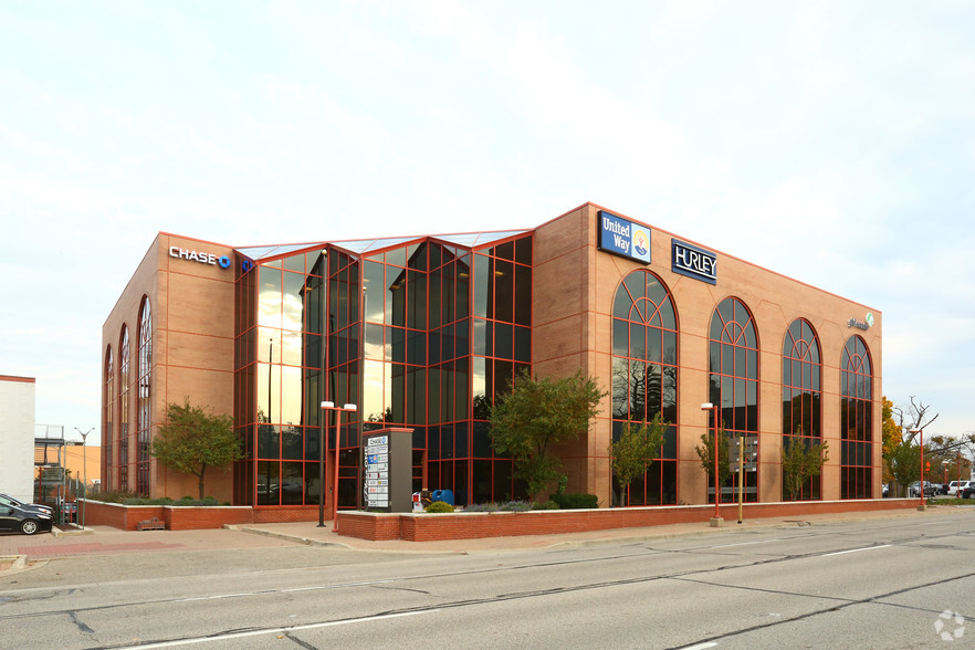 Primary Photo Of 111 E Court St, Flint Office For Lease