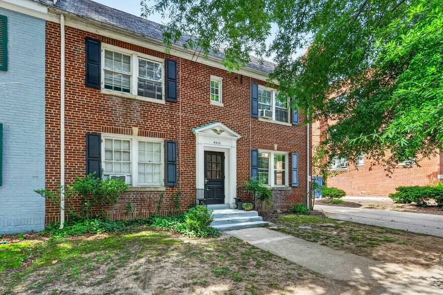 More Photos Of 4512 MacArthur Blvd NW, Washington Apartments For Sale