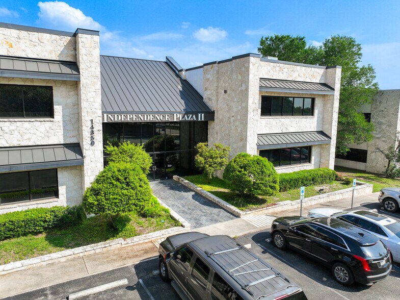 More Photos Of 14400 Northbrook Dr., San Antonio Unknown For Lease