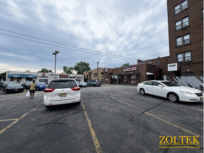 More Photos Of 112 S Washington Ave, Bergenfield General Retail For Lease