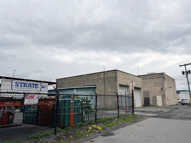 More Photos Of 101 Comet Ave, Buffalo Distribution For Sale