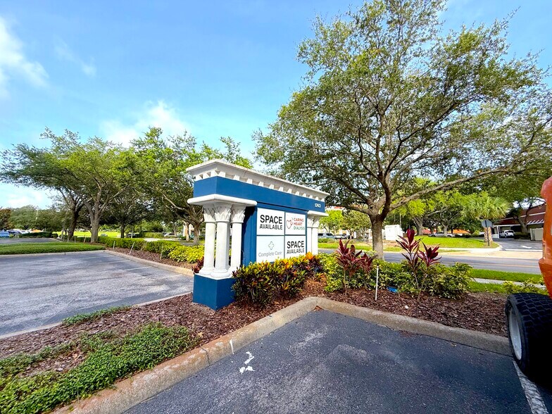 More Photos Of 1743 Park Center Dr, Orlando Medical For Lease