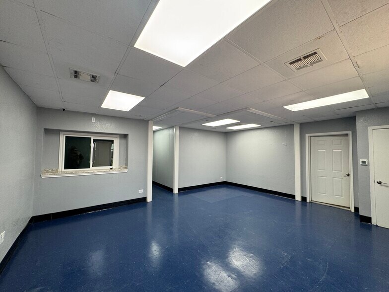 More Photos Of 3444 3rd Ave S, Texas City Manufacturing For Lease