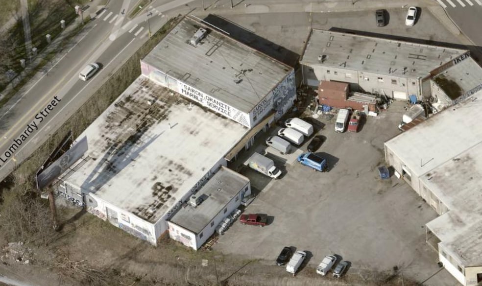 More Photos Of 1320 School St, Richmond Warehouse For Lease