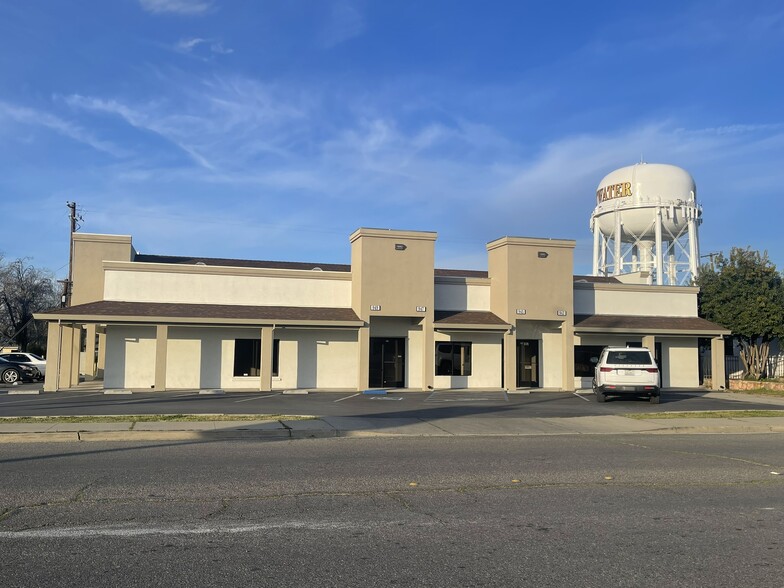 Primary Photo Of 1120 1st St, Atwater Convenience Store For Lease