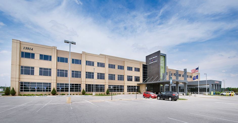 More Photos Of 13914 Southeastern Pkwy, Fishers Medical For Lease