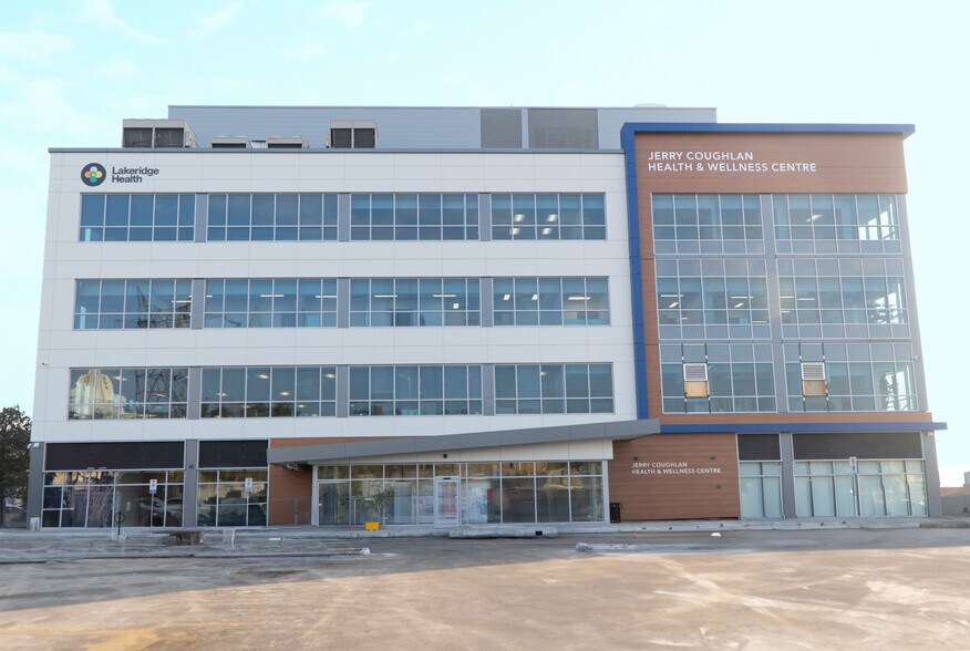 Primary Photo Of 1690 Dersan St, Pickering Medical For Lease