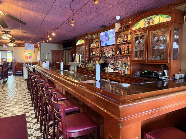 More Photos Of 291 Main St, Eynon Restaurant For Sale