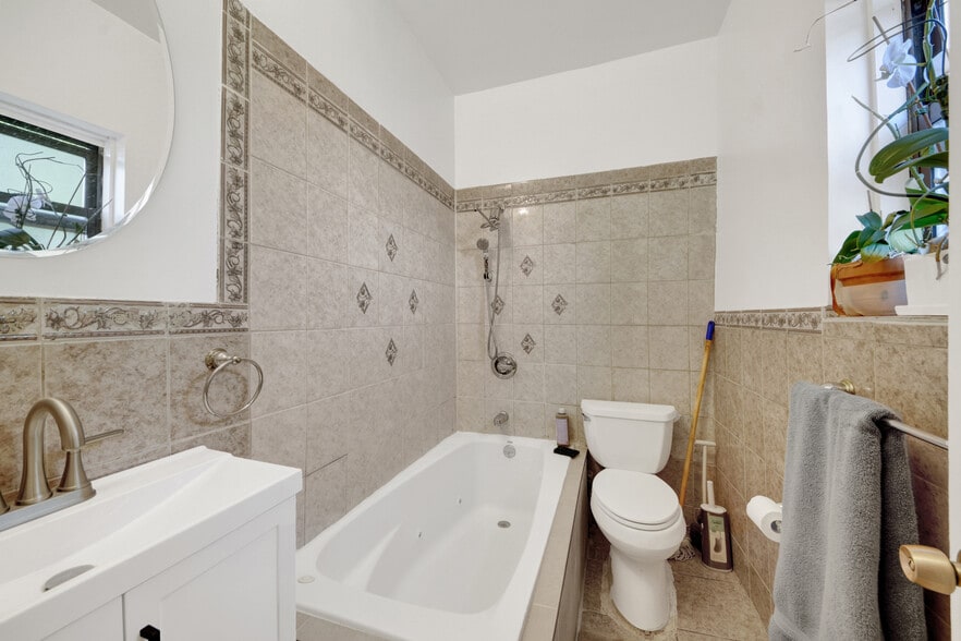 More Photos Of 1748 Cross Bronx Expy, Bronx Apartments For Sale