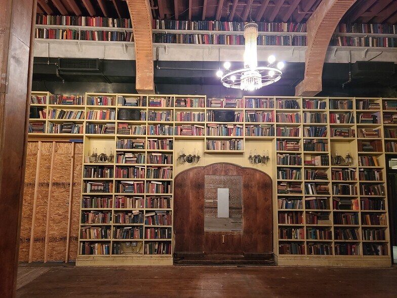 More Photos Of 6356 Hollywood Blvd, Los Angeles Storefront Retail Office For Lease