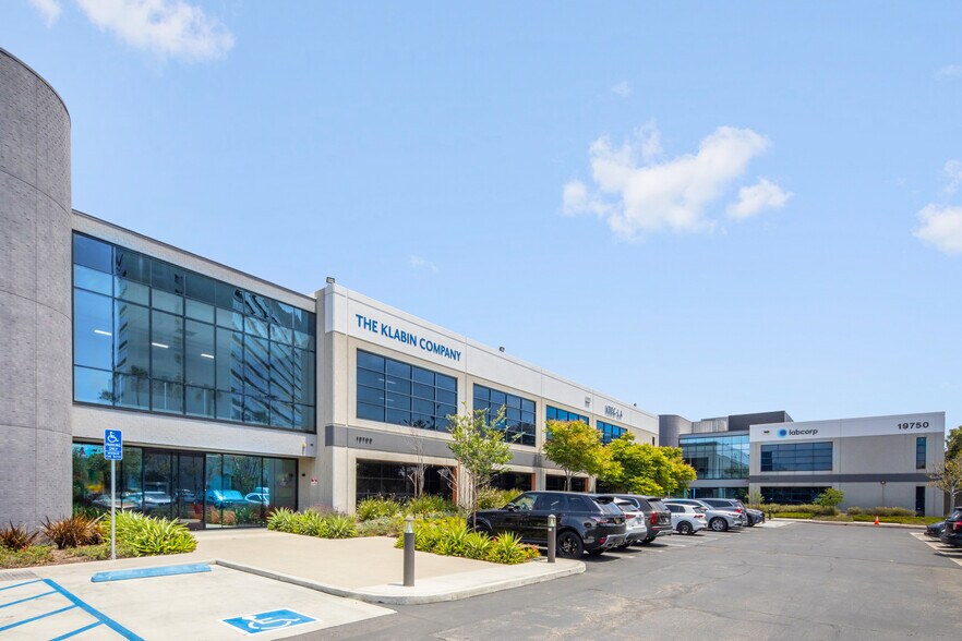 More Photos Of 19700 S Vermont Ave, Torrance Office For Lease