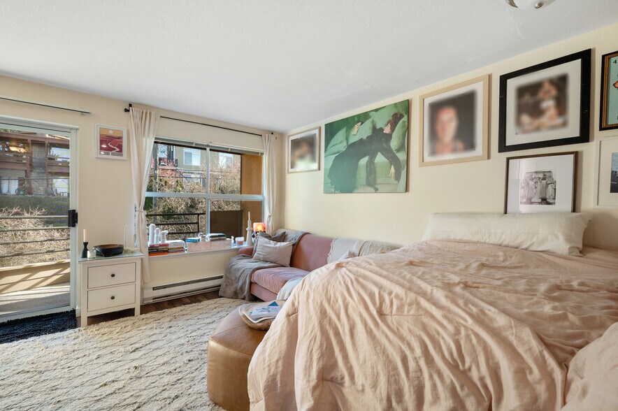 More Photos Of 3425 14th Ave W, Seattle Apartments For Sale
