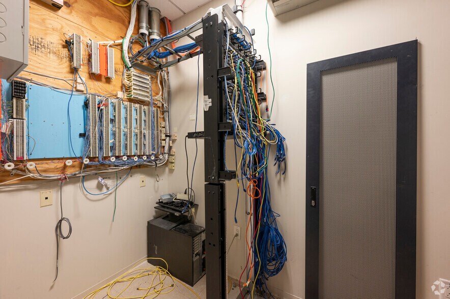 More Photos Of 440 Wheelers Farms Rd, Milford Office For Lease