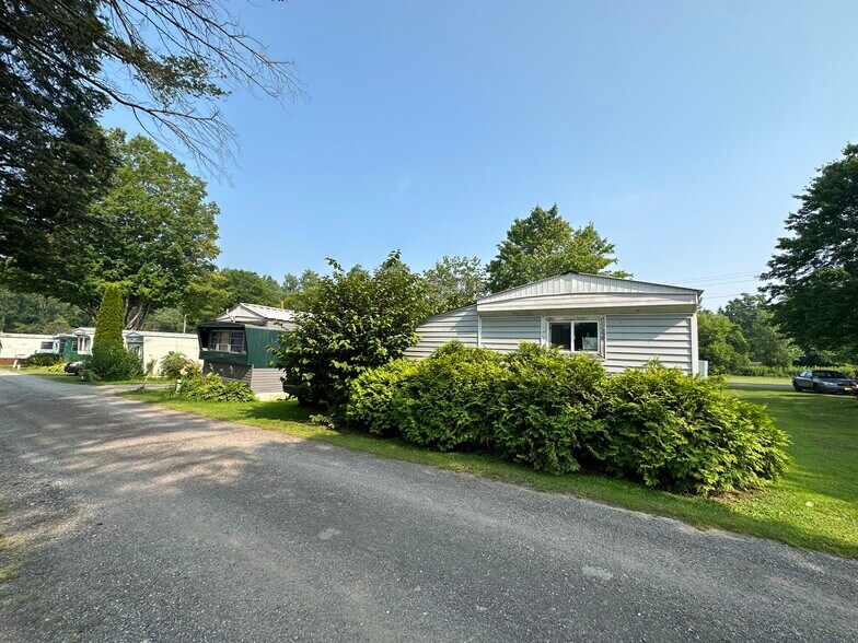 More Photos Of 8114 State Rd, Colden Manufactured Housing Mobile Home Park For Sale