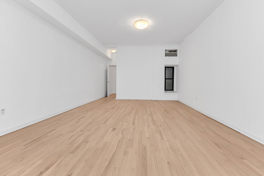 More Photos Of 119 E 83rd St, New York Apartments For Lease