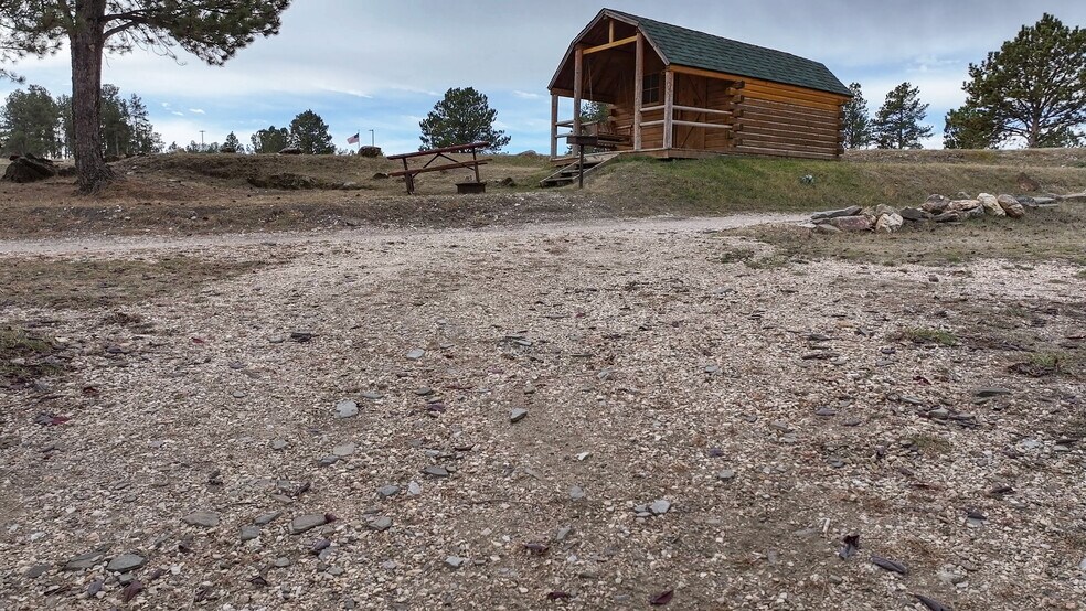 More Photos Of 1116 N 5th St, Custer Trailer Camper Park For Sale