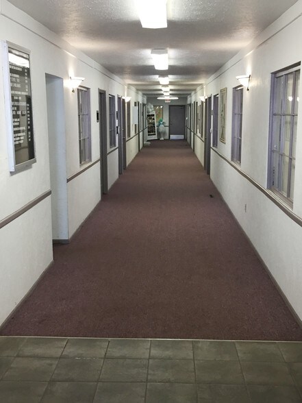 More Photos Of 17200 W 10 Mile Rd, Southfield Office For Lease