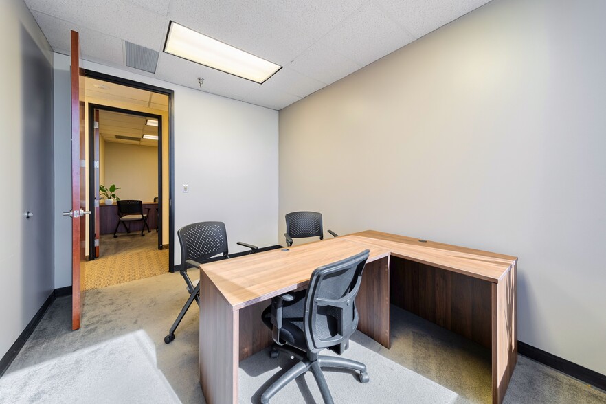 More Photos Of 1400 Preston Rd, Plano Coworking Space