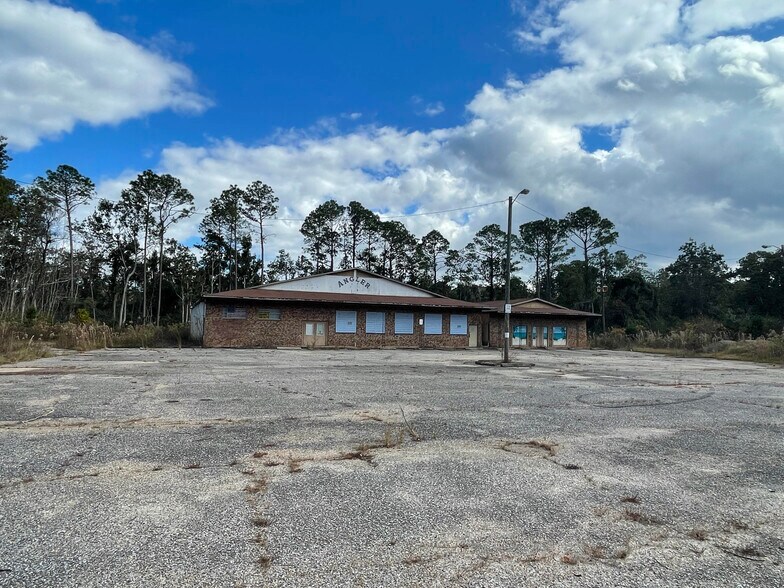 More Photos Of 1800 Patricia Dr, Pensacola Storefront Retail Office For Sale