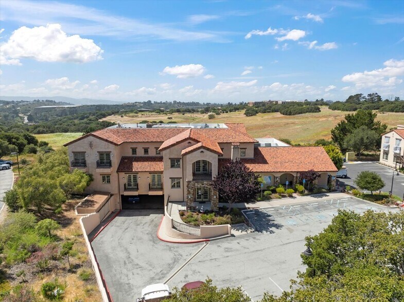 More Photos Of 10 Harris Ct, Monterey Medical For Sale