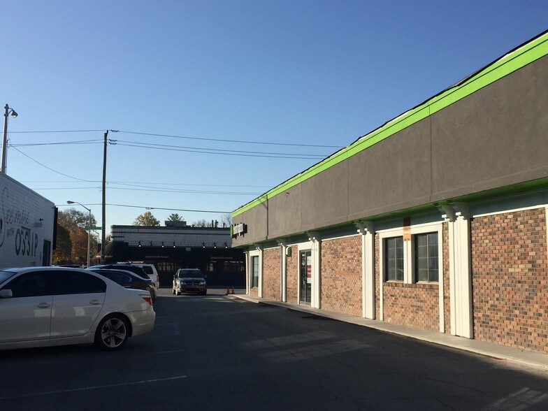 More Photos Of 724 Broad Ripple Ave, Indianapolis Storefront Retail Office For Lease