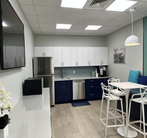 More Photos Of 50 Central Ave, Sarasota Apartments For Lease