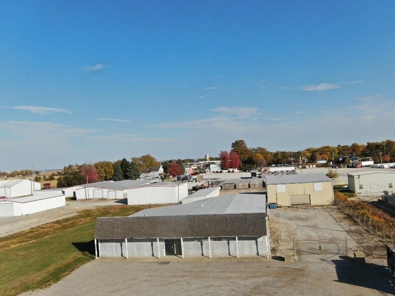 Primary Photo Of 1400 N Division St, Pontiac Flex For Sale