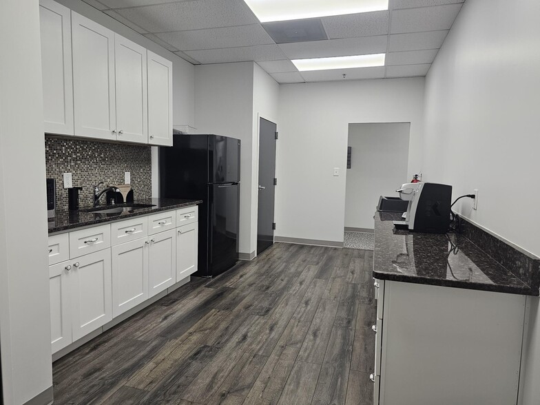 More Photos Of 1410 Indian Trail Lilburn Rd, Norcross Industrial For Sale