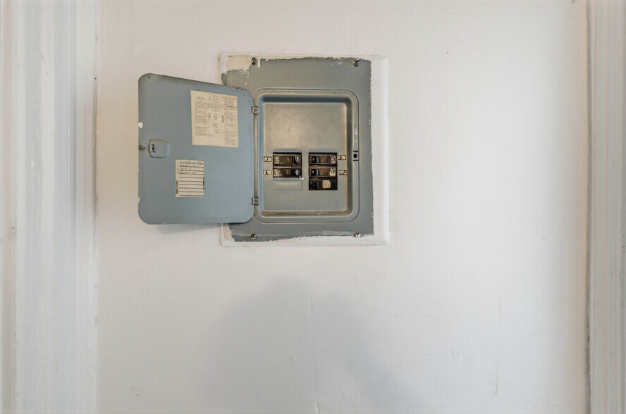 More Photos Of 12 Radford St, Yonkers Apartments For Sale