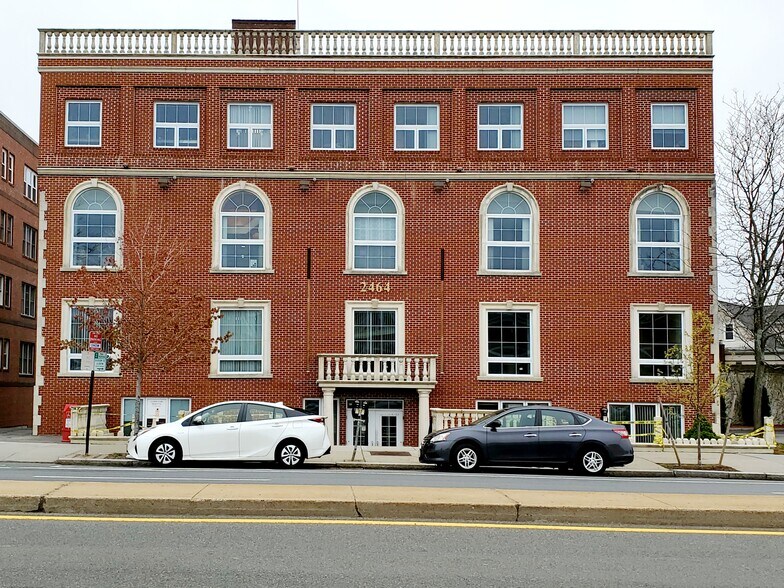 Primary Photo Of 2464 Massachusetts Ave, Cambridge Office For Lease