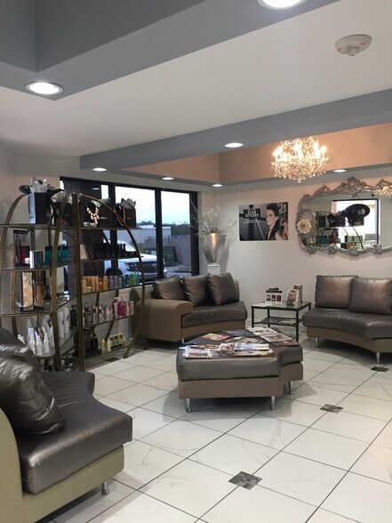 More Photos Of 2503 Westminister Rd, Pearland General Retail For Sale