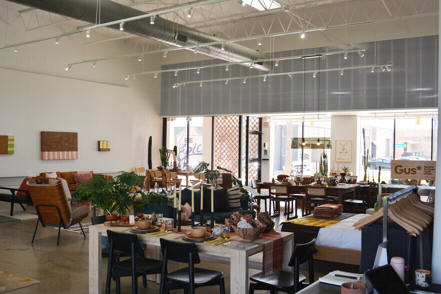 More Photos Of 2530-2532 Converse St, Dallas Light Manufacturing For Sale