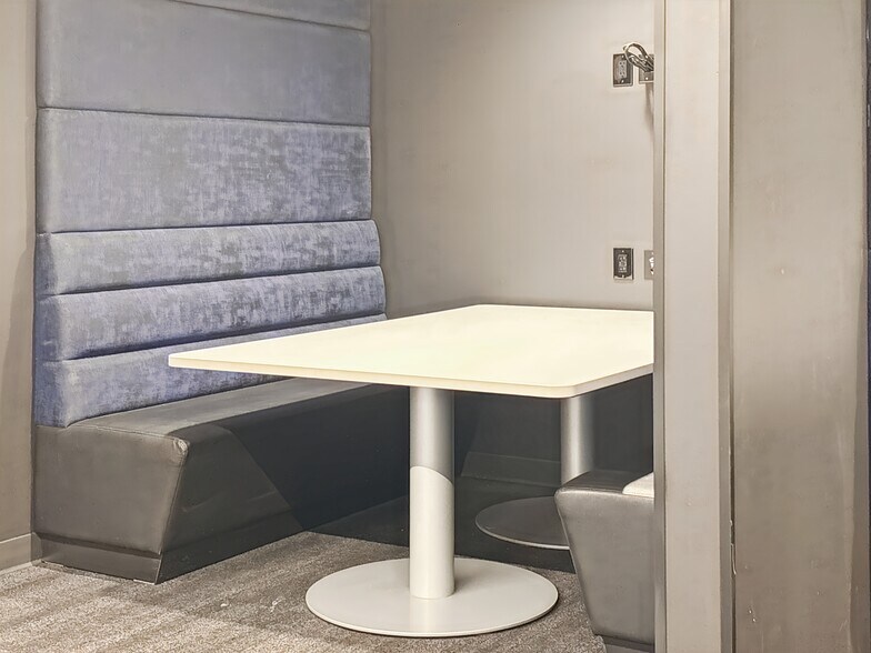 More Photos Of 232 3rd St N, La Crosse Coworking Space