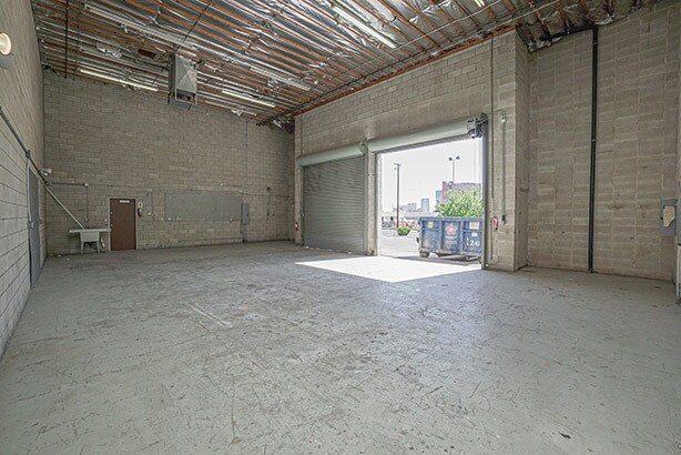 More Photos Of 3375 Aldebaran Ave, Las Vegas Warehouse For Sale