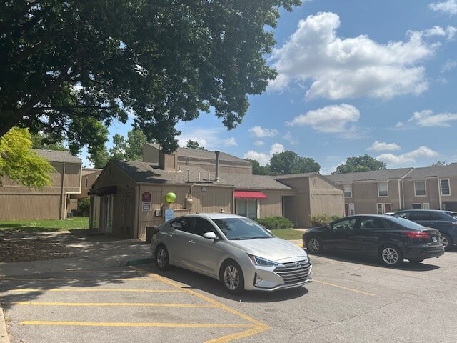 More Photos Of 1301-1379 E 63rd St, Tulsa Apartments For Sale