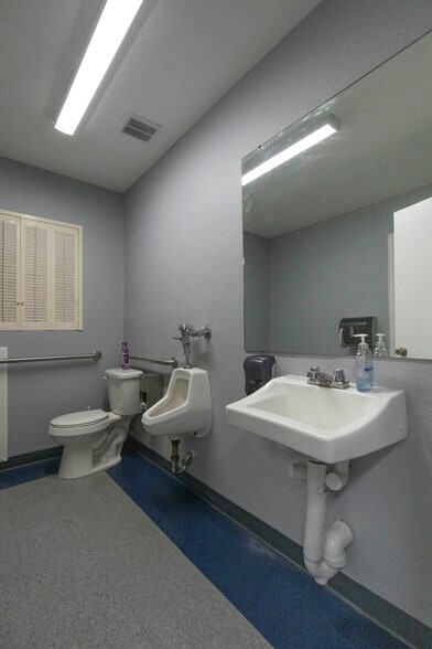 More Photos Of 310 Pfeil Rd, Cibolo Medical For Lease
