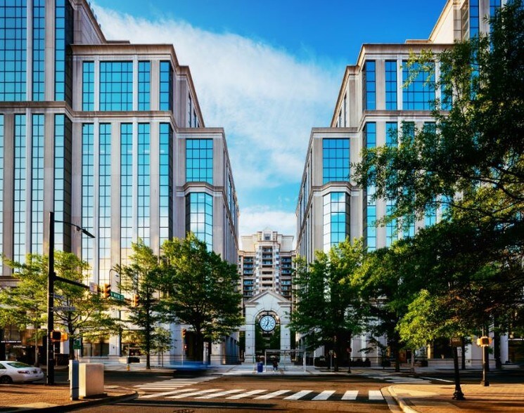 More Photos Of 2300 Clarendon Blvd, Arlington Office For Lease