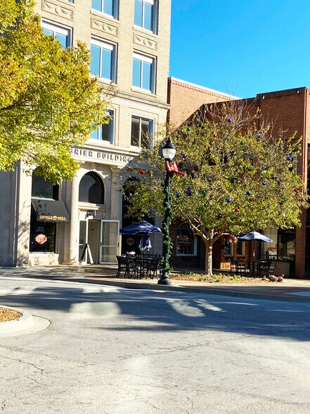More Photos Of 327 Main St, Greenwood Office For Sale