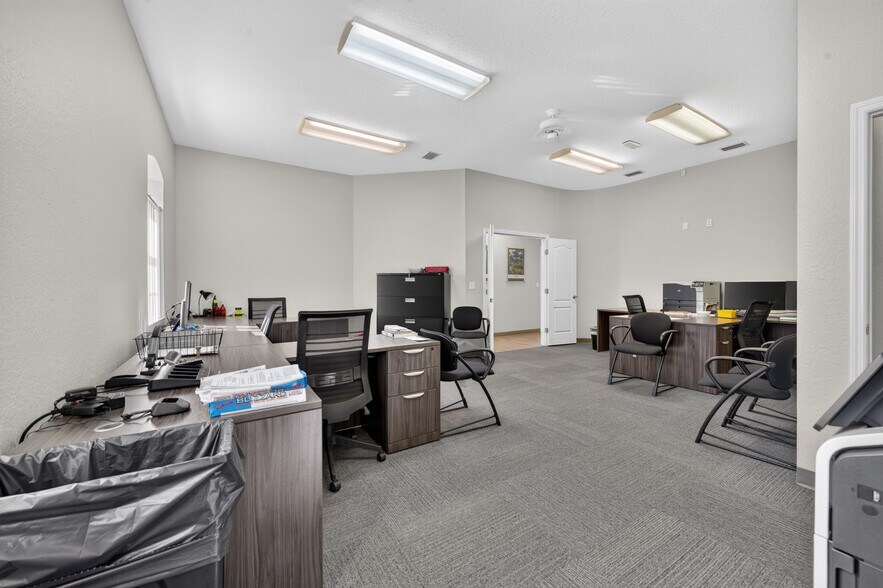 More Photos Of 1275 W Granada Blvd, Ormond Beach Office For Lease