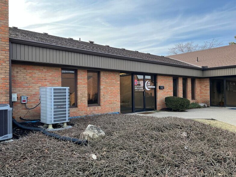 More Photos Of 230-236 Thomas More Pky, Crestview Hills Medical For Lease