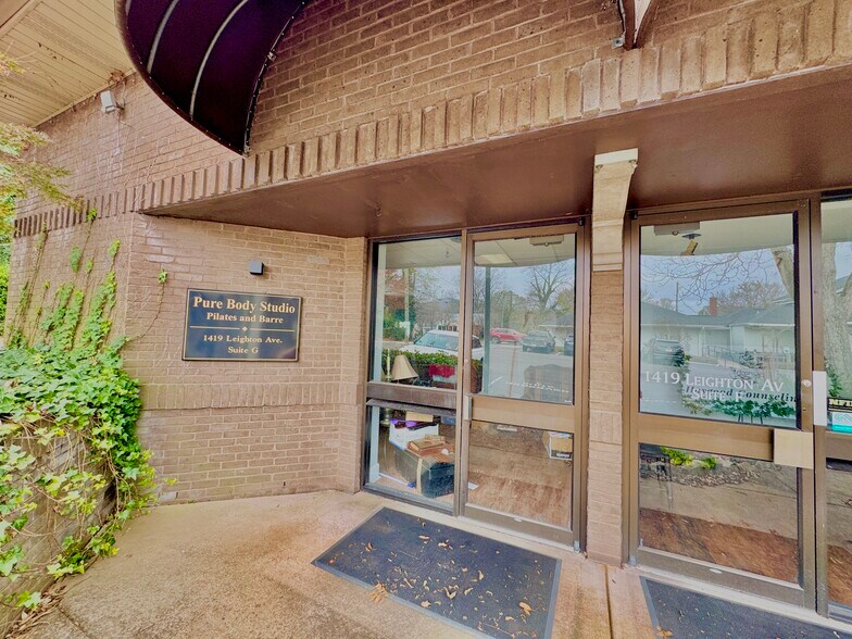 More Photos Of 1419 Leighton Ave, Anniston Office For Lease