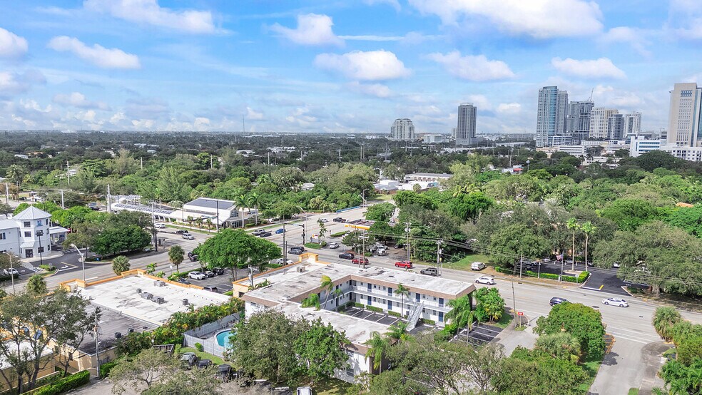 More Photos Of 50 SE 12th St, Fort Lauderdale Apartments For Sale