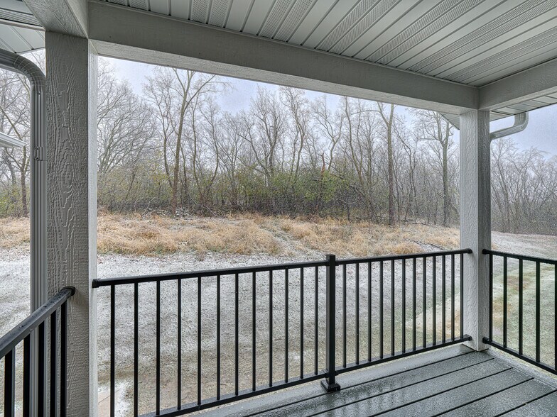 More Photos Of 102 Ridge Rd, Osceola Apartments For Sale