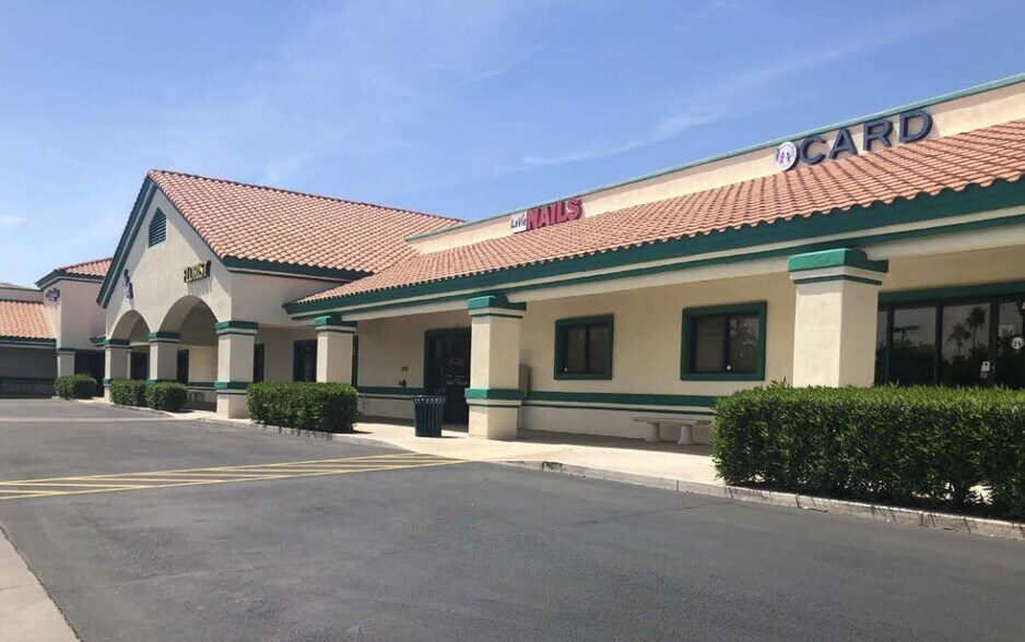 More Photos Of 538 S Gilbert Rd, Gilbert Storefront Retail Office For Lease